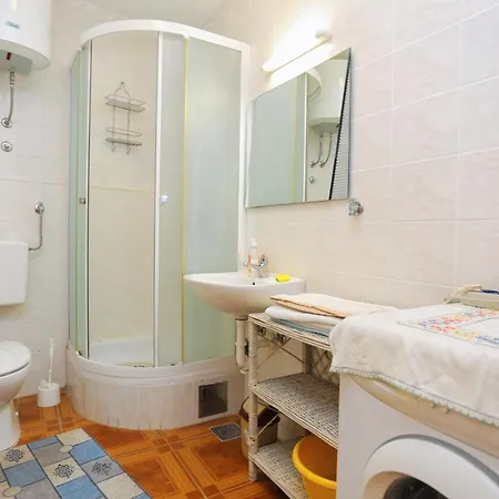 Apartments With Parking Space Slatine, Ciovo - 2566 * Slatine